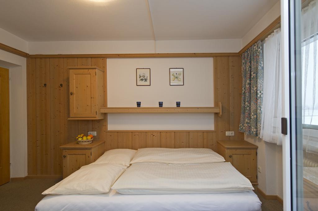 Tirolerhaus Apartment Walchsee Room photo