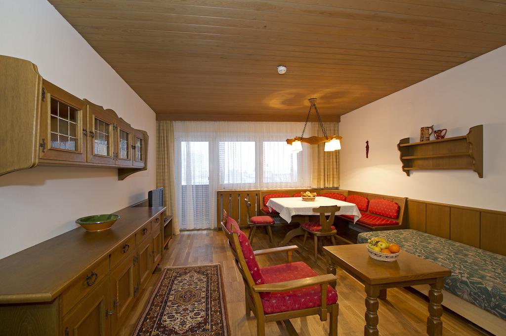 Tirolerhaus Apartment Walchsee Room photo
