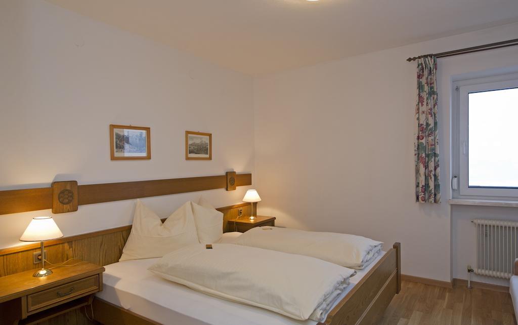 Tirolerhaus Apartment Walchsee Room photo